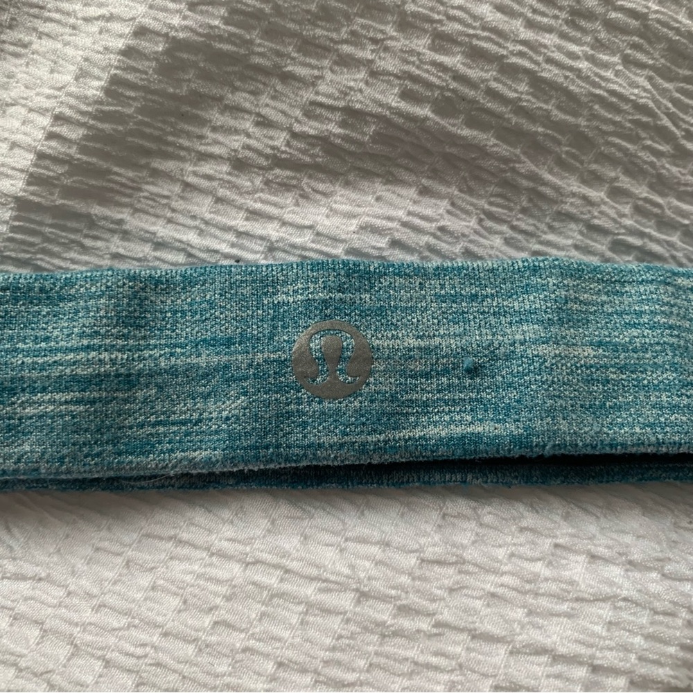 Turquoise lululemon headband